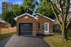 42 Plumridge Court, Ajax, ON L1S 3Z8