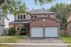 77 Willowbrook Drive, Whitby, ON L1R 2A8