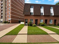 75 Eastdale Avenue TH69, Toronto, ON M4C 5N3