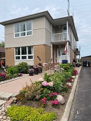 134 Sedgemount Drive 2nd Fl, Toronto, ON L6A 0V3