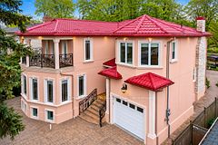 32 Orchard Park Drive, Toronto, ON M1E 3T7