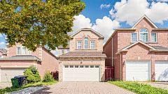 24 Cascaden Street, Toronto, ON M1V 5L7