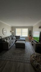855 Simcoe Street N 2, Oshawa, ON L1G 4W1