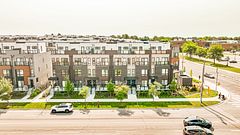 235 McLevin Avenue 11, Toronto, ON M1B 0E8
