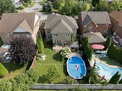 41 Dopp Crescent, Whitby, ON L1M 2E5