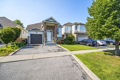 1606 Whitestone Drive, Oshawa, ON L1K 2R9