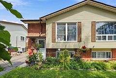 224 Medina Court, Oshawa, ON L1J 7E1