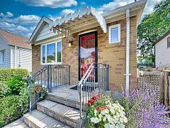 79 Neilson Avenue, Toronto, ON M1M 2S5
