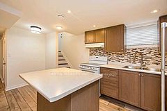 296 Festhubert Street E lower, Oshawa, ON L1H 2E2