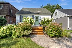 60 Dorset Road, Toronto, ON M1M 2S7