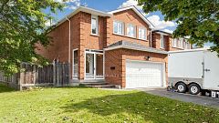 69 Lansbury Drive, Toronto, ON M1V 3J3