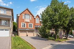 1775 Spartan Court, Pickering, ON L1V 7G6
