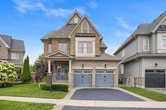 7 Jarrow Crescent, Whitby, ON L1M 0G9