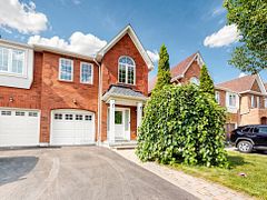 12 Stokely Crescent, Whitby, ON L1N 9S8