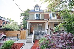 256 Boston Avenue B, Toronto, ON M4M 2V3