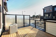 128 Brockley Drive, Toronto, ON M1P 0G3