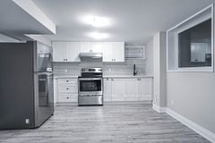 423 Miller Avenue Bsmt, Oshawa, ON L1J 2S8
