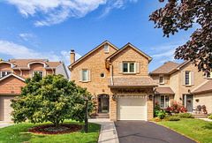 18 Bashford Road, Ajax, ON L1S 3Y2