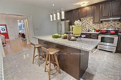 966 Dundas Street E, Toronto, ON M4M 1R5