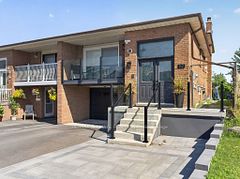 52 Revlis Crescent, Toronto, ON M1V 1E9