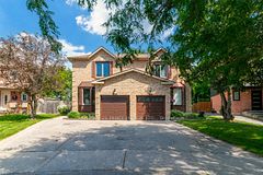 1391 Anton Square, Pickering, ON L1V 5T5