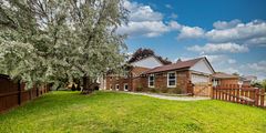 2 Altair Avenue, Toronto, ON M1W 1A4