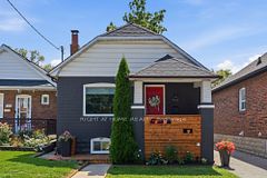 494 Donlands Avenue, Toronto, ON M4J 3S6