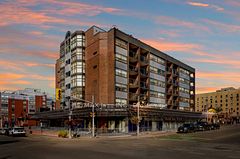 80 Athol Street E 608, Oshawa, ON L1H 8B7