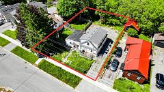 546 Park Road S, Oshawa, ON L1J 4J5