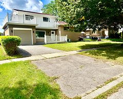 14 Heatherwood Road, Ajax, ON L1S 2K7