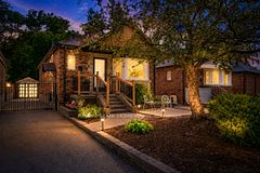 413 O'Connor Drive, Toronto, ON M4J 2W4
