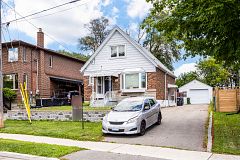 47 Singleton Road, Toronto, ON M1R 1H8