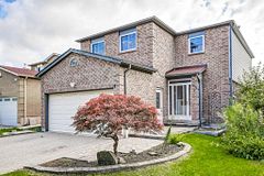 2013 Shay Drive, Pickering, ON L1X 1Y1