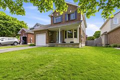3 Walbridge Court, Clarington, ON L1C 4B7