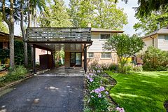 7 Lyncroft Drive, Toronto, ON M1E 1X6