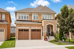 2544 Bandsman Crescent, Oshawa, ON L1L 0M2