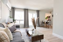 240 Ormond Drive D2, Oshawa, ON L1G 6T5