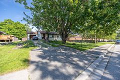 1911 Glenview Road, Pickering, ON L1V 1W9
