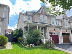 17 Barchester Crescent, Whitby, ON L1M 2L7