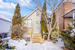 52 Malta Street, Toronto, ON M1N 2L4