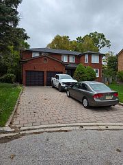 75 Glenthorne Drive Bsmt, Toronto, ON M1C 3Y2