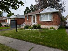 288 Cadillac Avenue S, Oshawa, ON L1H 5Z8