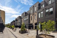 3079 Pharmacy Avenue 27, Toronto, ON M1W 2H1