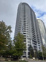 151 Village Green Square 204, Toronto, ON M1S 0K5