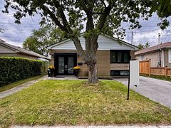 154 Sedgemount Drive, Toronto, ON M1H 1Y2