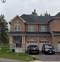 52 Mac Frost Way Main & 2nd, Toronto, ON M1X 0C5