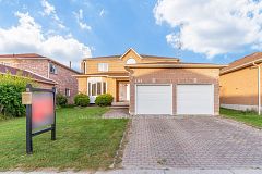 199 Fallingbrook Street, Whitby, ON L1R 2B1