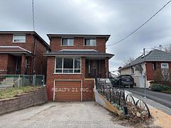 102 Magnolia Avenue, Toronto, ON M1K 3K6