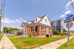 157 Centre Street S, Oshawa, ON L1H 4A5