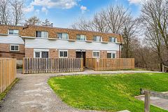 730 Cedar Street 3, Oshawa, ON L1H 4M6